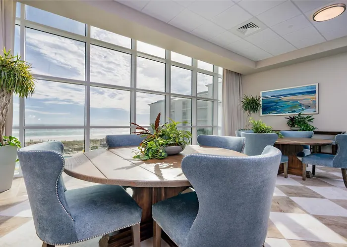 Phoenix Gulf Towers 706 Apartment