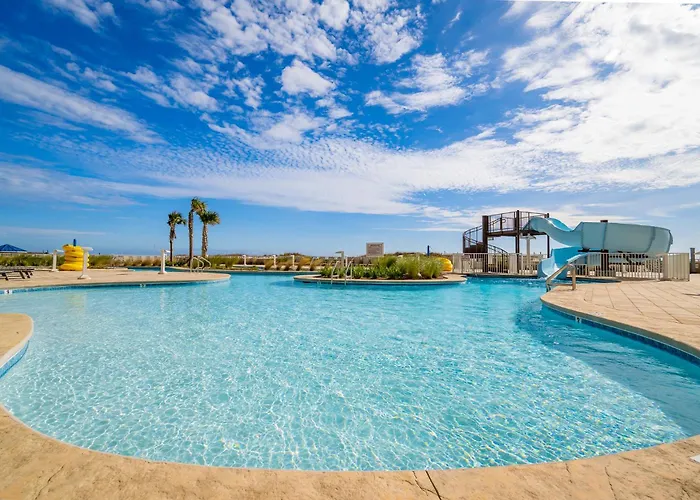 Phoenix Gulf Towers 706 Apartment